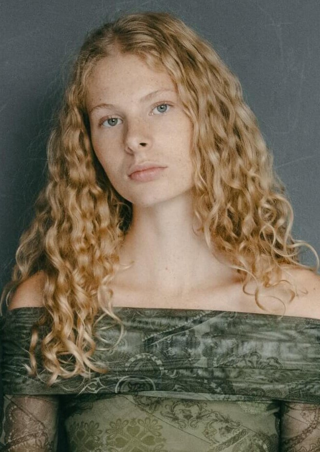 Valentina D